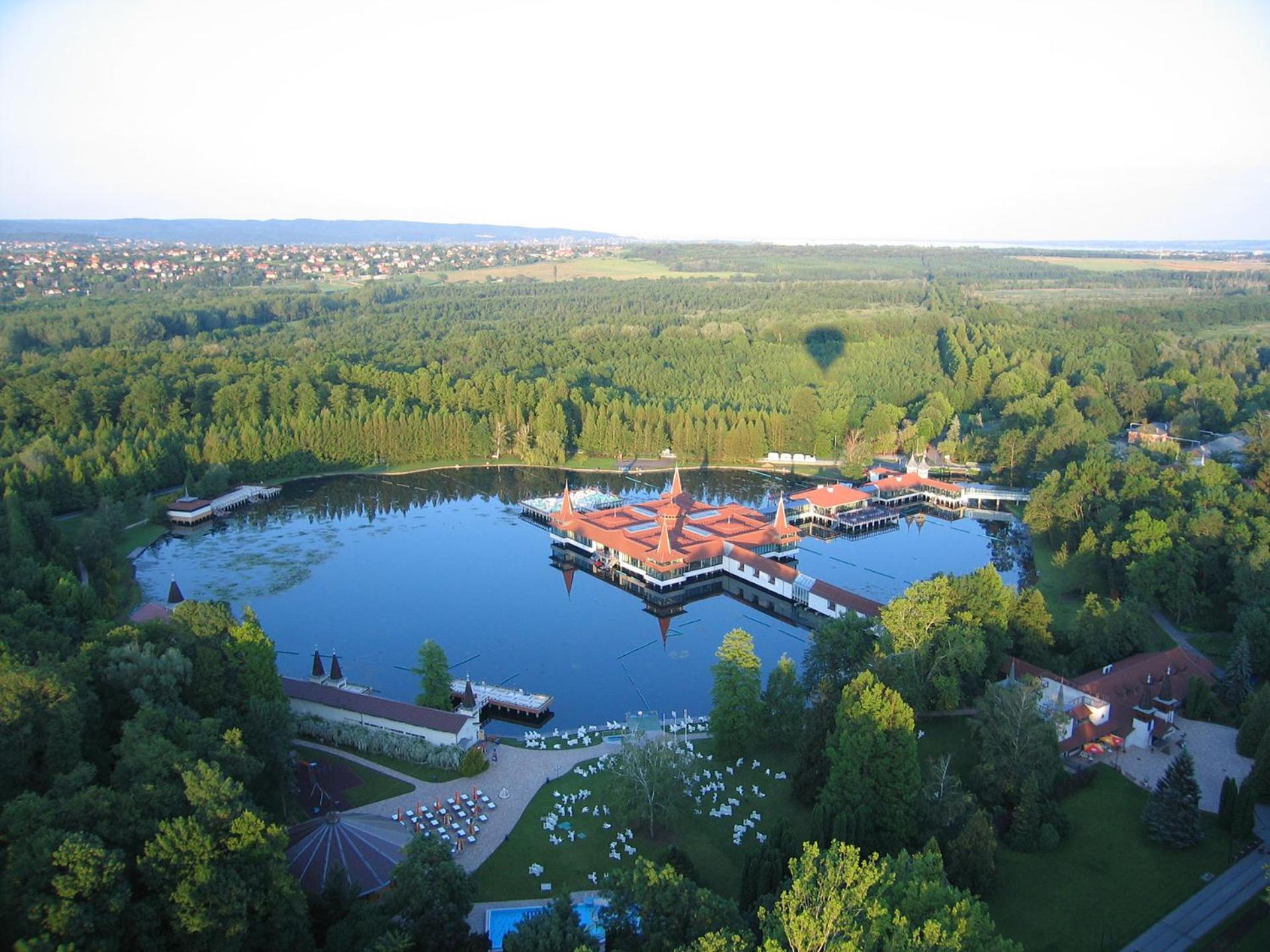 Tolena Heviz Apartments Экстерьер фото